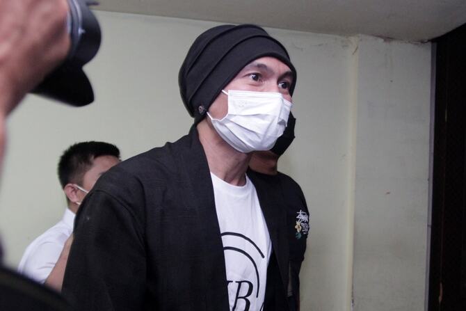 Satu Kamar di RSKO, Anji Sebut Coki Pardede Berbeda
