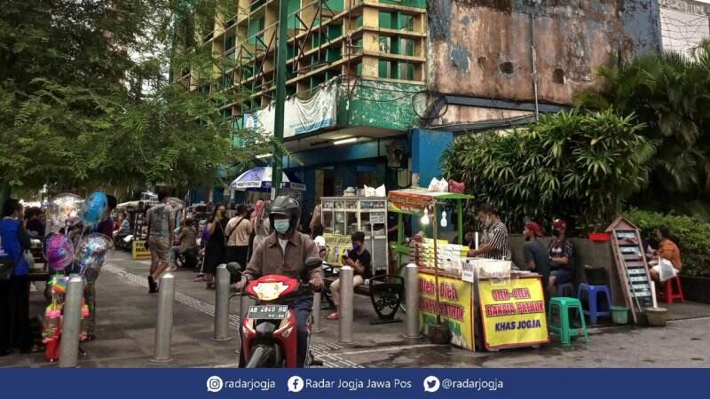 Jadi Penanda Komunikasi Manusia yang Tereduksi