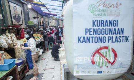 In Picture: Bandung Akan Uji Coba Pemberlakuan Pasar Bebas Plastik