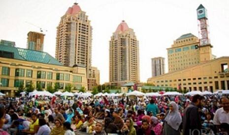 Aturan Berpakaian Pria Menurut Imam Masjid Calgary