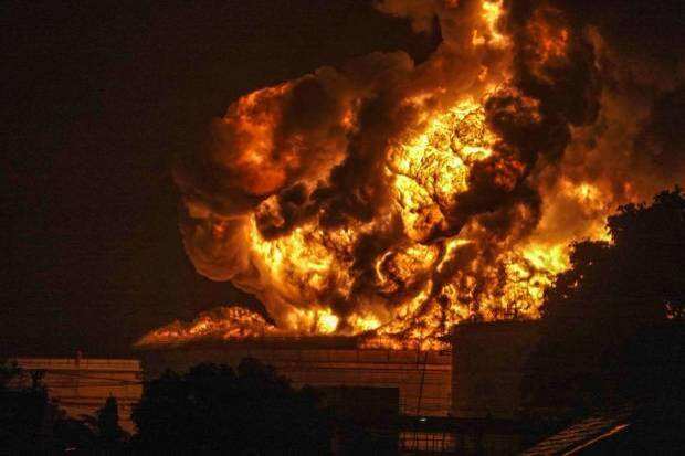 Polri Periksa 5 Saksi Kebakaran Tangki Kilang Minyak Pertamina