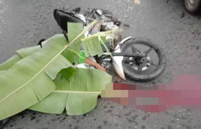 Lakalantas di Depan SPBU Sungai Pantai Batola, Satu Pemotor Tewas