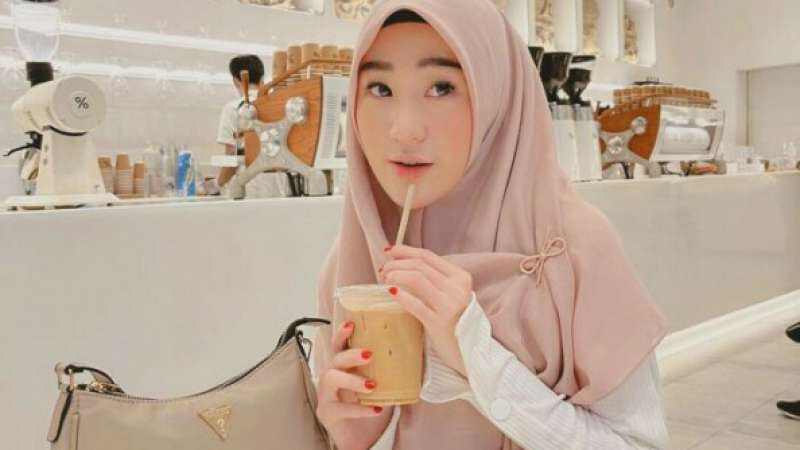 Sebut Diri Lebih Cantik dari Larissa Chou, Chat Henny Rahman Dipost ke Instagram