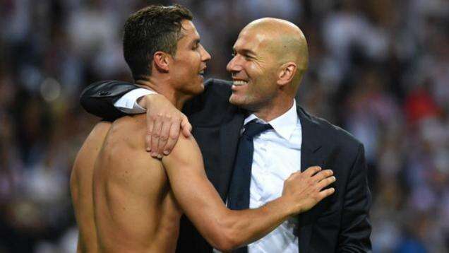 Man United Berharap Ronaldo Jadi Perantara Tuhan untuk Datangkan Zidane