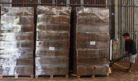 Komunitas Milenial Sulut Ekspor 44 Ton Cocopeat ke Korsel