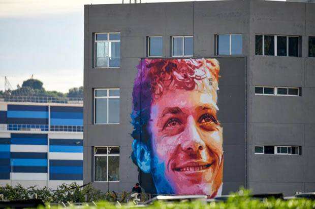 Resmi Pensiun, Ini Momen Paling Mengharukan Valentino Rossi di MotoGP