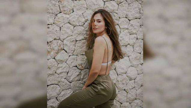 Wulan Guritno Garang Kenakan Sportbra Saat Latihan Tinju, Netizen: Sikat Mah!