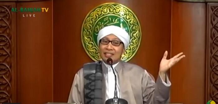 Bolehkah Memperbesar Alat Kelamin? Ini Kata Buya Yahya