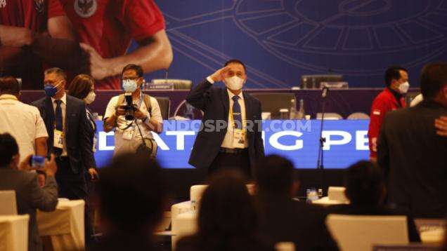 Tiru Kompetisi Eropa, PSSI Akan Tambah Asisten Wasit di Liga 1