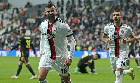 Kalahkan Besiktas, Ajax Perkasa di Puncak Klasemen Grup C