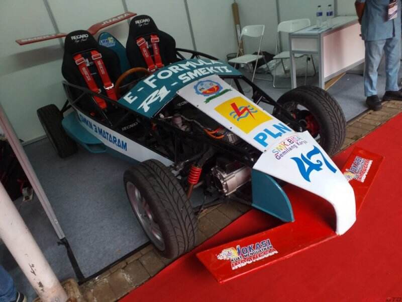 Ini Spesifikasi Mobil Listrik R-One (R1) Karya Siswa SMK 3 Mataram di IEMS 2021