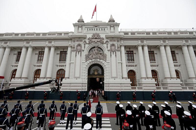 Gerebek Istana Kepresidenan, Jaksa Peru Temukan Uang Rp285,5 Juta di Kamar Mandi