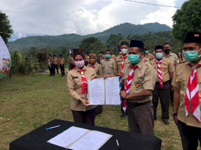 Rutin Tes Swab Antigen, Ini Keteladanan Bupati Luwu Utara di Era New Normal