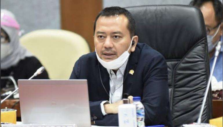 Hari Guru Nasional, DPR: Tuntaskan Rekruitmen Sejuta Guru Honorer