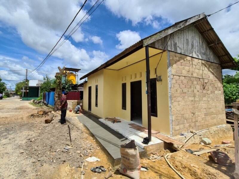 Rumah Warganya Dibedah, Pemdes Hidayah Makmur Apresiasi Pemkab Tanah Bumbu