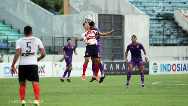 Liga 1: Persik Kediri Lagi-lagi Kecolongan Bola Mati, Javier Roca Meradang