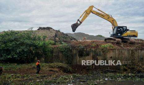 DKI Bebaskan 34 Bidang Tanah untuk Normalisasi Kali Sunter