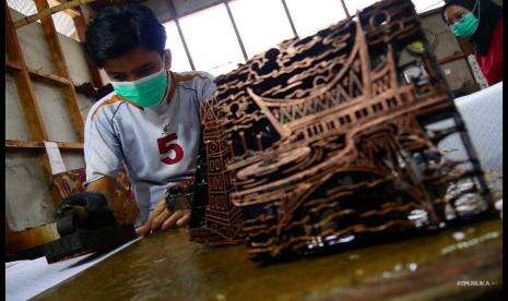 In Picture: Batik Khas Minang di Tanah Liek, Padang