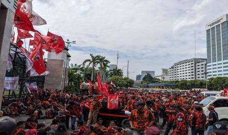 Dikritik Junimart Agar Berbenah, Pemuda Pancasila Gelar Aksi