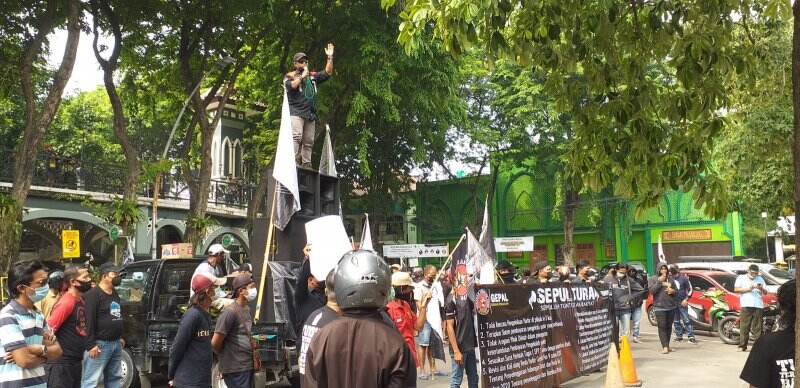 Unjuk Rasa Pengelolaan Parkir, Gepal Gresik dan Jukir Suarakan Sepuluh Tuntutan Rakyat