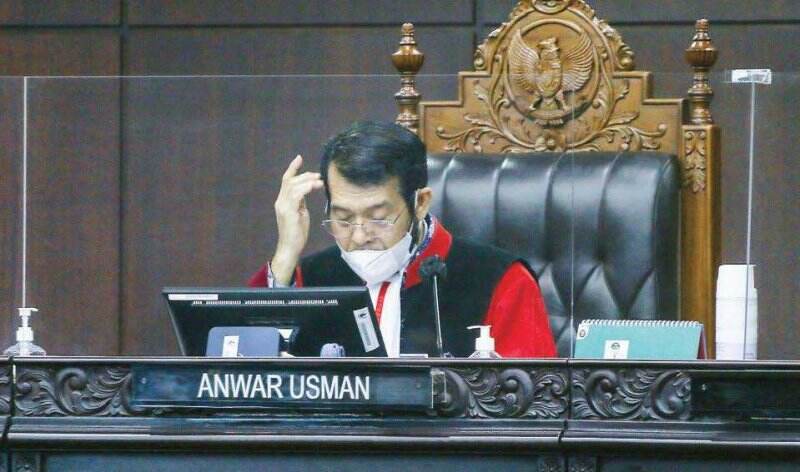 Pemerintah Harus Memperbaiki UU Cipta Kerja