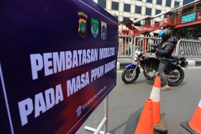 Tahun Baru Stop Pawai, Arak-arakan, hingga Perkumpulan