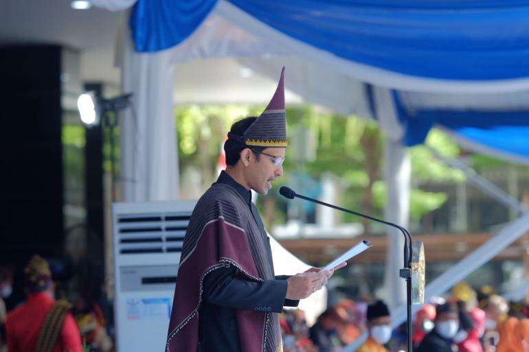 Tetap Semangat Mengajar Di Tengah Pandemi Perjuangan Guru Bikin Mas Menteri Terharu