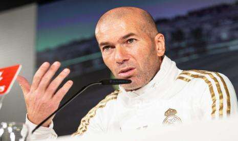 PSG Mulai Pembicaraan dengan Zidane