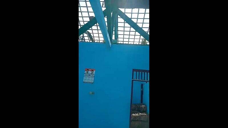 Astaga! Seorang Anak Tega Jual Daun Pintu hingga Genting Rumah Ibunya