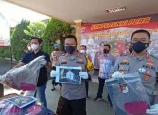 ABG Ini Habisi Anak SD, Mayat Dimasukan Karung, Pelaku Sempat Pura-pura Ikut Mencari Korban