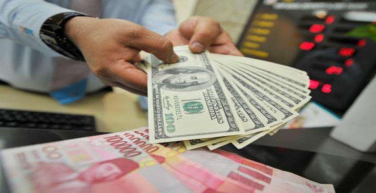 Eropa Lockdown Lagi, Rupiah Anjlok Ke Rp 14.297 Per Dolar AS
