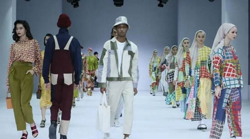 75 Desainer Gebrak Panggung Jakarta Fashion Week Selama 4 Hari