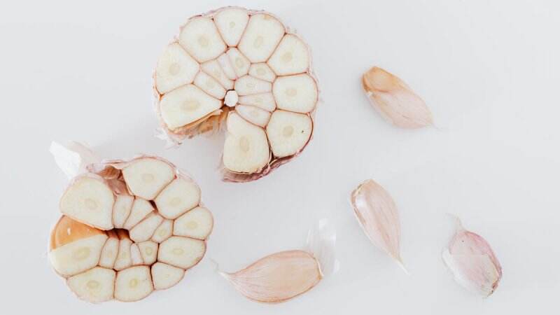 6 Khasiat Makan Bawang Putih Mentah Bagi Kesehatan