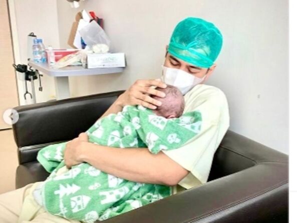 Anak Keduanya Lahir, Raffi Ahmad: Tambah Lagi Jagoan Papa di Andara