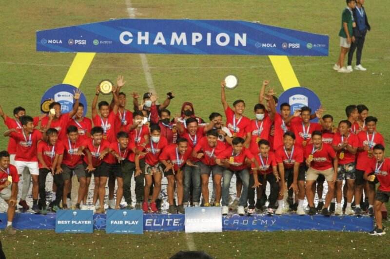Kandaskan Persib, Bali United Juara, Persebaya Peringkat Ketiga