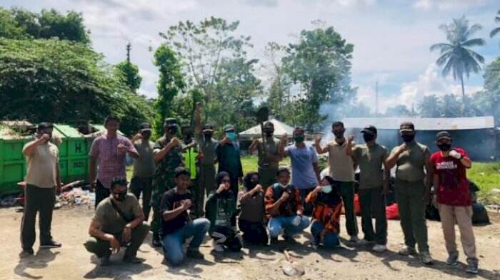PAC Pemuda Pancasila Sinjai Selatan Gelar Aksi Bakti Sosial di Pasar Samaenre