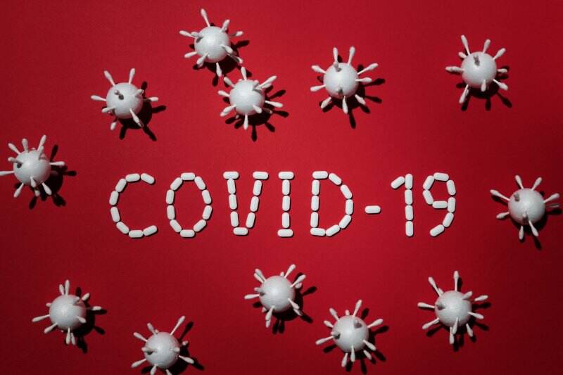 Varian Baru Covid-19 Menyebar, Inggris Larang Warganya ke Afrika