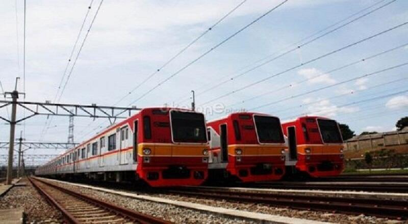 Nenek 69 Tahun Tewas Tertabrak KRL saat Menyeberangi Rel