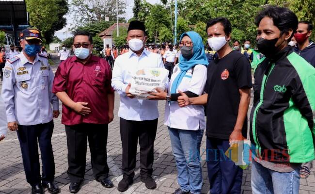 Bupati Gresik Minta Dishub Serius Kawal Program e-Parkir