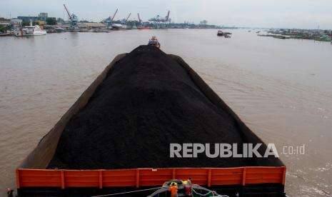 Pemerintah Gencarkan Hilirisasi Batu Bara Jadi Dimetil Eter