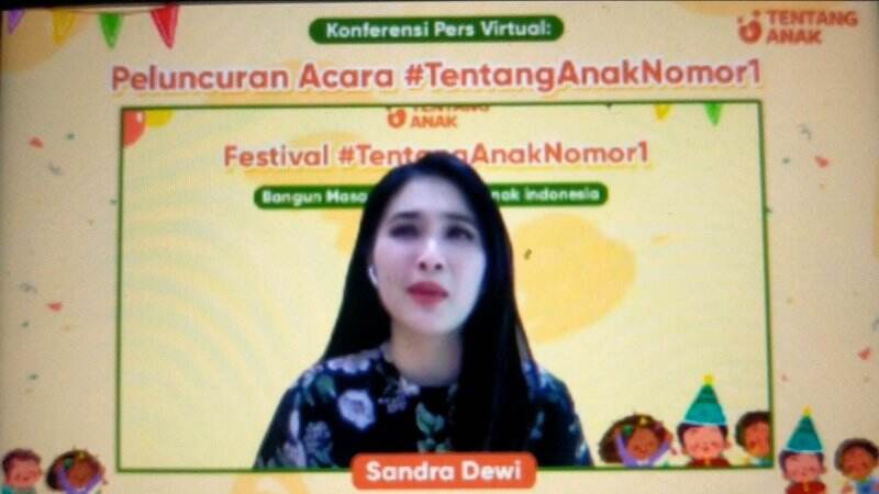 Sejumlah Hal yang Baru Diketahui Sandra Dewi Terkait Pengasuhan Anak
