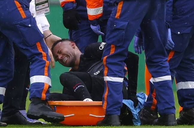 Neymar Absen Delapan Pekan karena Cedera Pergelangan Kaki