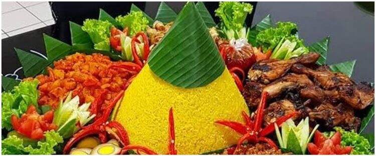 Tak melulu kue, makanan khas ultah 7 negara Asia ini penuh makna
