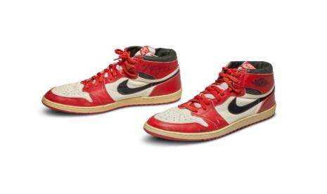 10 Deretan Sneakers Termahal Sepanjang Masa