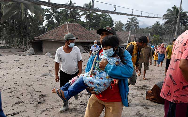 Debu Vulkanik Berbahaya bagi Tubuh, Ini Dampaknya Jika Terhirup