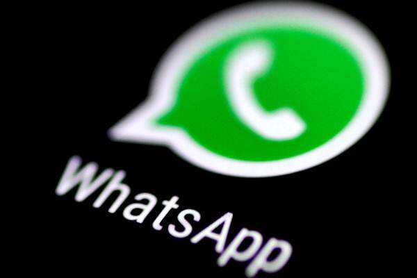 Cara Balas Pesan WhatsApp Tanpa Kelihatan Sedang Online