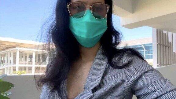 Usai Bikin Video Vulgar, Siskaeee Kini Tampil dengan Hijab: Penjahat, Pakai Nyamar Segala!