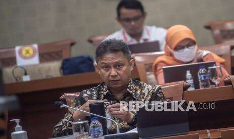 Menkes: Rakyat Indonesia Lebih Disiplin Pakai Masker Dibanding Orang Barat