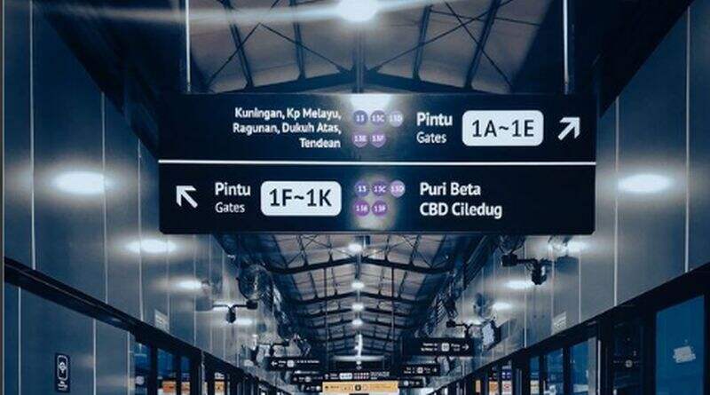 Uji Coba Halte CSW-ASEAN, Anies: Pindah Antarmoda Transportasi Jadi Sangat Mudah