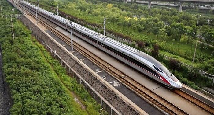 Kalaeidoskop 2021: Kereta Cepat Jakarta-Bandung Akhirnya Disuntik APBN